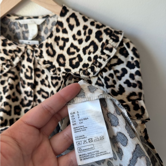 Leopard Print Collared Blouse - Picture 10 of 11